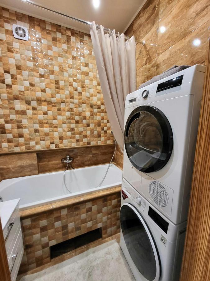 E. D. Angel Wing Apartment Siauliai  Bagian luar foto