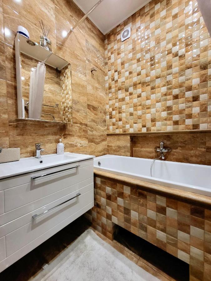 E. D. Angel Wing Apartment Siauliai  Bagian luar foto